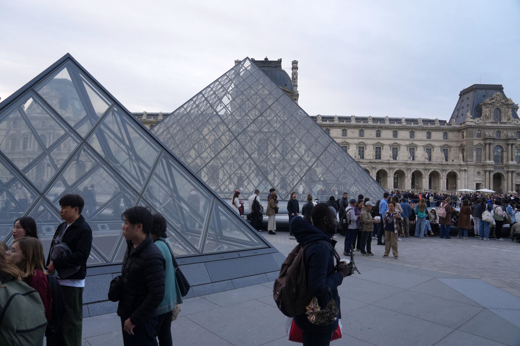 Louvre director acknowledges failure after jewel heist and says she offered to resign
